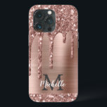 Chic Ro Glitter Drives Monogram Rosa Metall Guld<br><div class="desc">Elegant, modern, giftig ro guld glitter droppar rosa metall anpassningsbar personlig och monogrammad namn. Den här designen har gnistror i rosa ros glitter på rosa borstad metall med anpassningsbar guld monogram initial och första personlig-textmall. Perfekt feminin gåva till flickor och kvinnor som kärlek söt trendig glam sak. Kontakta mig om...</div>