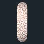 Chic Ro Guld Leopard Cheetah Animal Print Mini Skateboard Bräda 18,5 Cm<br><div class="desc">Denna utformning av elegant och chic är en perfekt för modern mode. Den har en fingerad utskrift av ro guld-handtagen leopard/cheetah safari-djur på en helt vit bakgrund. Det är söt, söt och trendig! ***VIKTIG DESIGN-ANMÄRKNING: Om du vill ha en anpassad design-begäran, t.ex. matchande produktbegäranden, färg-ändringar, placeringsändringar eller någon annan ändringsbegäran,...</div>