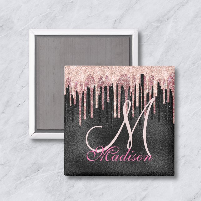 Chic ros rodnad svart droppande monogram magnet (Skapare uppladdad)