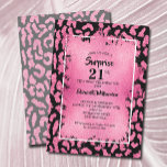 Chic Rosa Black Leopard 21:a födelsedagen Inbjudningar<br><div class="desc">Chicens rosa och svart leopard överlagrad med en rosa faux foil lagrar och dina födelsedagsfester i chic. Underbar FÖR ALLA ÅLDER. MATCHNING-objekt i vår samling på PartyInvitationShop.com</div>