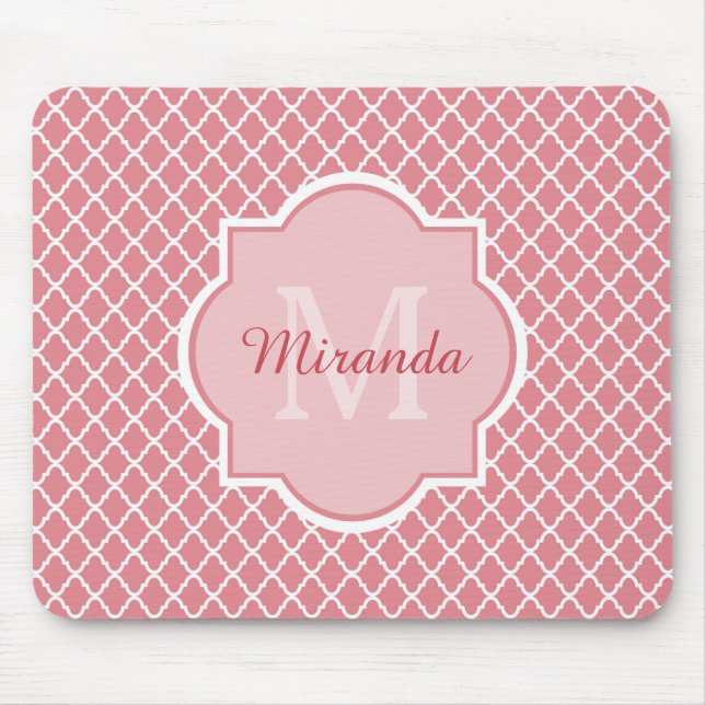 Chic Rosa Quatrefoil Monogram med Namn Musmatta (Framsidan)