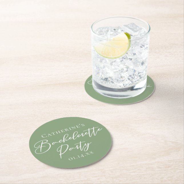 Chic Sage Green Bachelorette Party Personalized Underlägg Papper Rund (Insitu)