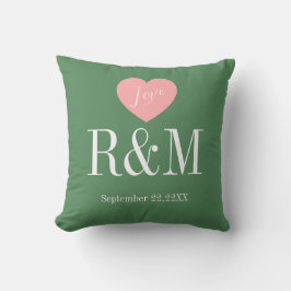 Chic sage green white monogram wedding keepaske kudde