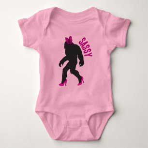 Chic Sassy Sasquatch (stor fot) T Shirt