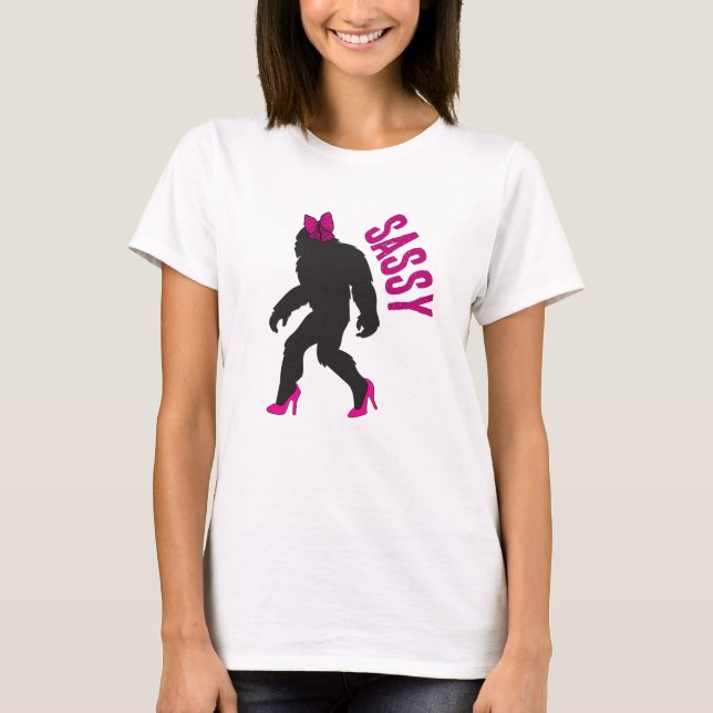 Chic Sassy Sasquatch (stor fot) T Shirt (Framsida)