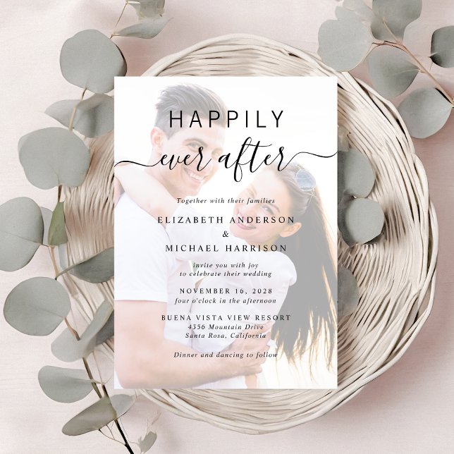 Chic Script-fotoöverlägg Bröllop Inbjudningar (A chic Happily Ever After Photo Wedding Invitation)