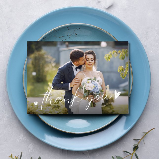 Chic Script Två Foto Bröllop Tack  Kort (Chic Script Two Photo Wedding Thank You Card)