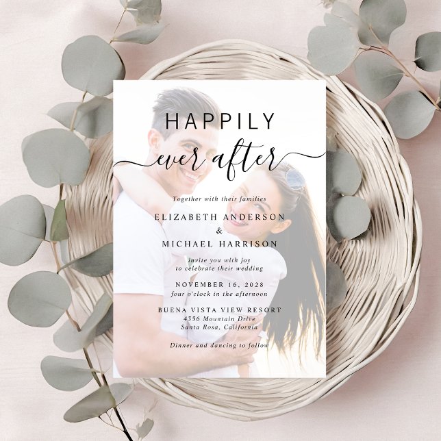 Chic-skriptfotoövertäckning QR-kod Cream Bröllop Inbjudningar (A chic Happily Ever After Photo Wedding Invitation)