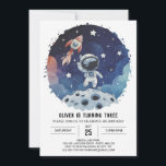 Chic Space Kids Astronaut Boy Birthday Inbjudningar<br><div class="desc">Öka firande med vår Chic Space Kids Astronaut Boy Birthday inbjudan! Den här sofistikerade designen blandar sömlöst chic inslag med rymdutforskningens upphetsning och skapar en inbjudan som är både elegant och lekfull. Föreställ dig att din lilla astronauts namn står ut mot chicens rymddesign och skapar varje inbjudan en visuell glädje....</div>