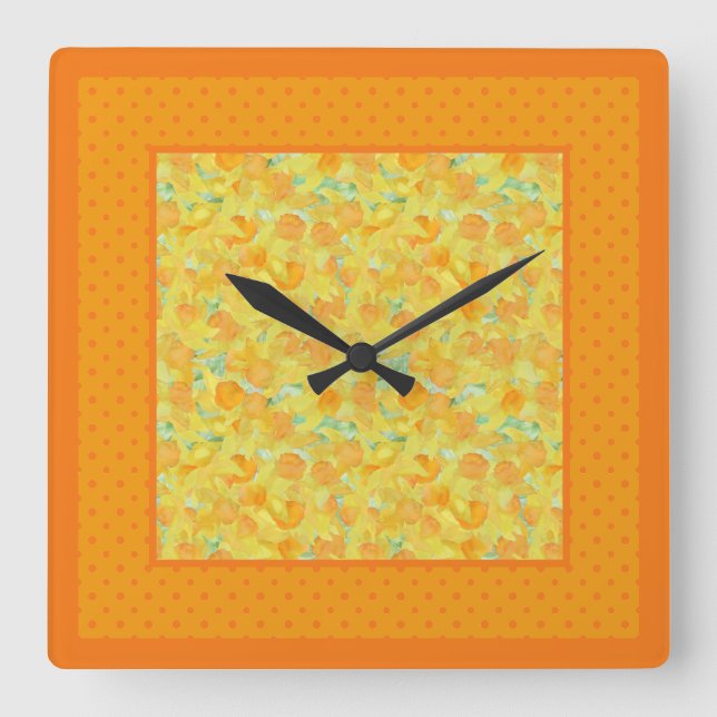 Chic Square Wall Clock, Daffodils and Polka dots Fyrkantig Klocka (Framsida)