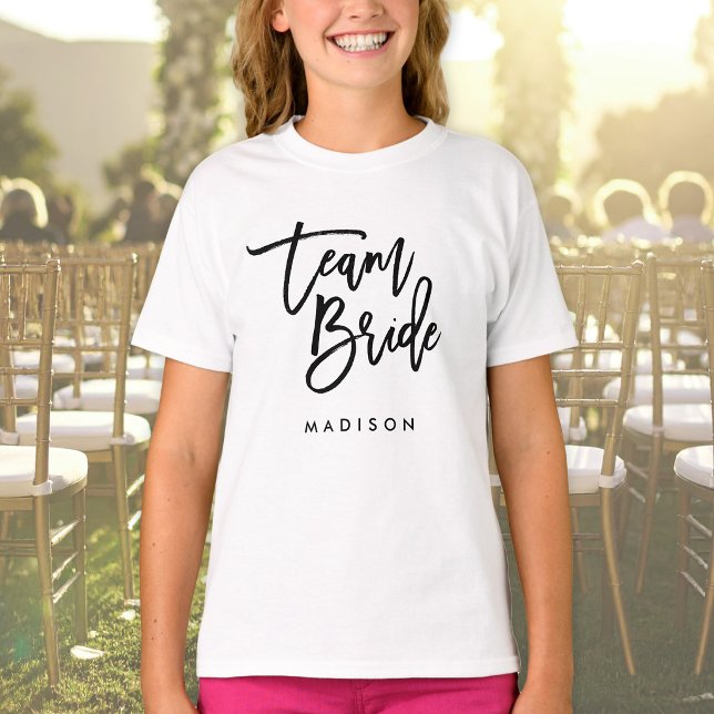 Chic Trendig Borste Svart Script Brudlag T Shirt (Skapare uppladdad)