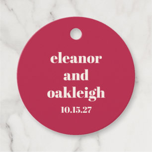 Chic Typography Magenta Red Ivory Personligt bröll Gåvor Etiketter