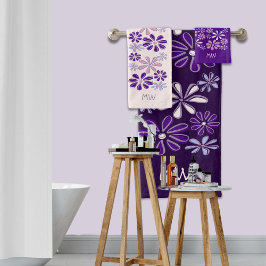 Chic Violet Rosa Indigo Flower Doodle initierades