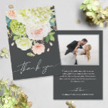 Chic Watercolor Blommigts Bröllop Photo Tack Kort<br><div class="desc">Vackra vattenfärger i vita och grönt vattenspel med rosa och grädde ro,  daisy,  små blommar och löv finns på framsidan av dessa ljusonyx svarta bröllop-tackkort. Ditt foto och meddelande skrivs ut på baksidan. MATCHING-objekt i vår samling.</div>