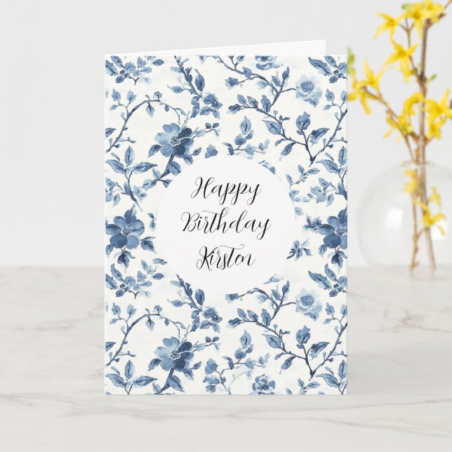Chic White Blue Floral Birthday Kort (Gul blomma)