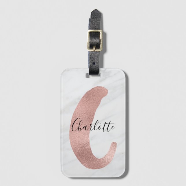 Chic White & Grått Marble Ro Guld C Monogram Namn Bagagebricka (Framsida vertikal)