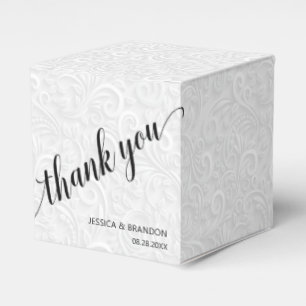 Chic White on White Filigree Bröllop Tack Presentaskar