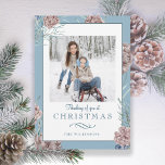 Chic Winter Helgdag Gräs på blå bakgrund Julkort<br><div class="desc">Elegant och chic vattenfärgen stil gräs och grenar på dammig blå bakgrund med foto- och textmallar.</div>