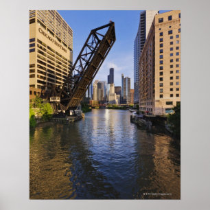 Chicago horisont från den Kinzie Sten överbryggar Poster