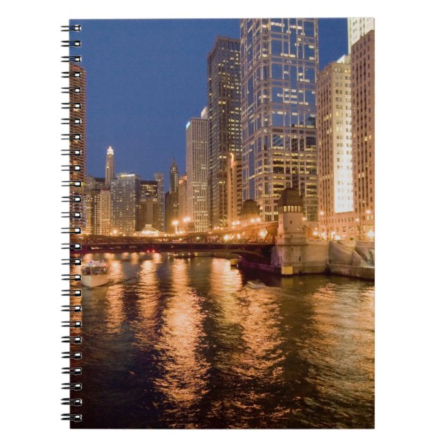 Chicago, Illinois, Skyline och Chicago River vid 2 Anteckningsbok Med Spiral (Framsidan)