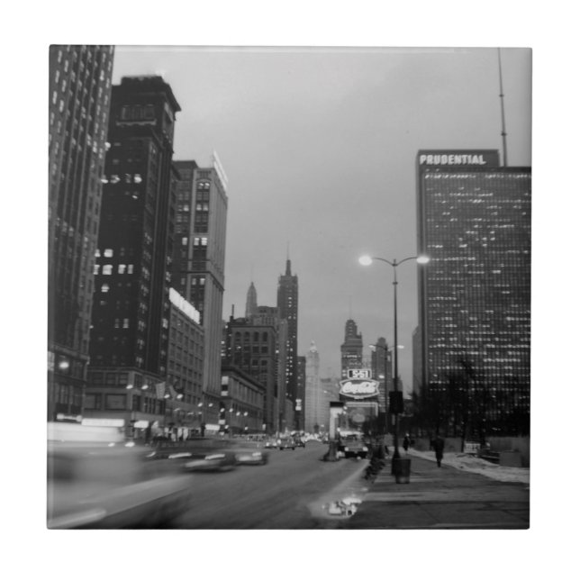 Chicago Michigan Avenue @ Night March 6, 1967 Kakelplatta (Framsidan)