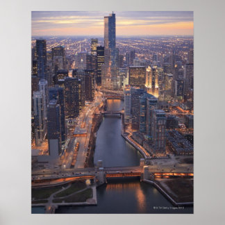 Chicago River och Trump Torn ovanifrån Poster