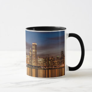 Chicago Skyline på natten Mugg