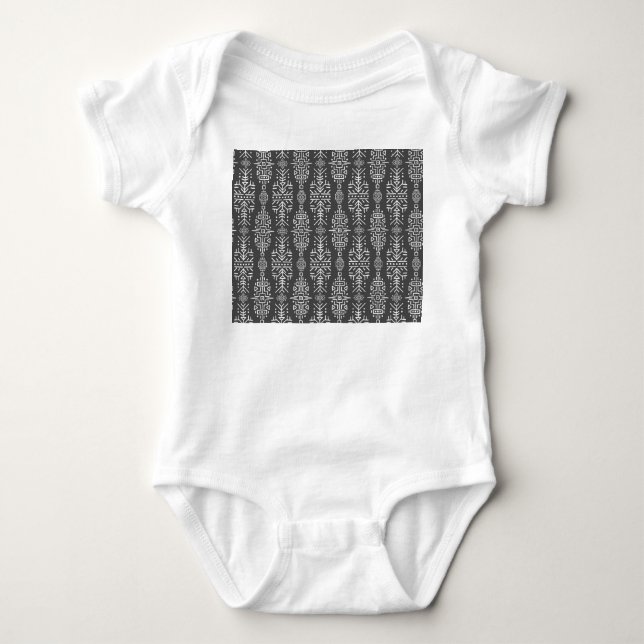Chicen Ethnic Boho: Sömlös stamdesign T Shirt (Framsida)