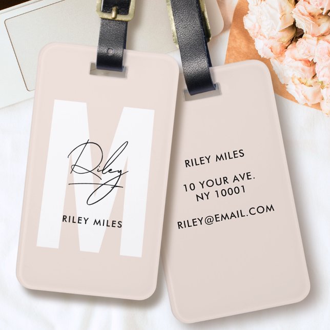 Chicen Namnteckning i det moderna  Rosan av det mo Bagagebricka (Skapare uppladdad)