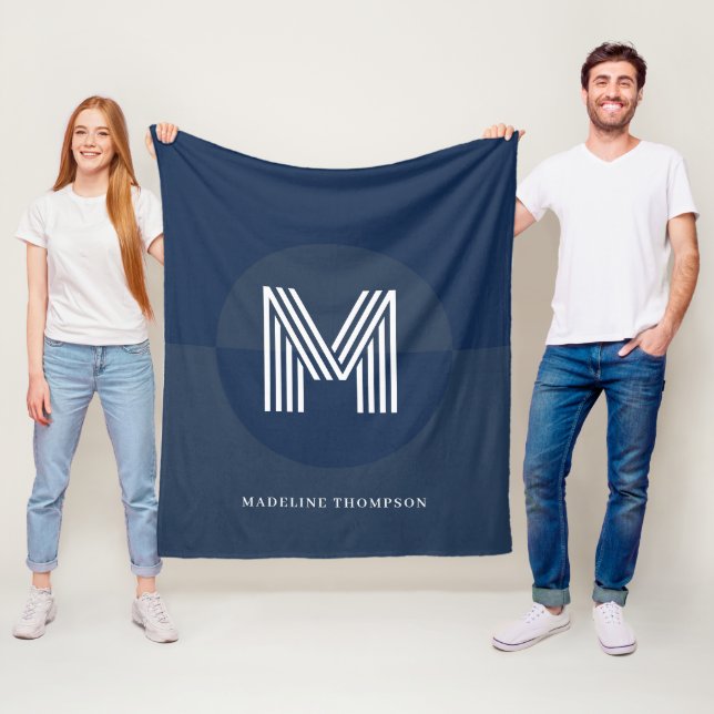 Chicens marinblå geometriska moderna monogram fleecefilt (På plats)