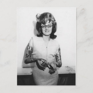 Chick av attooed Glass Vykort