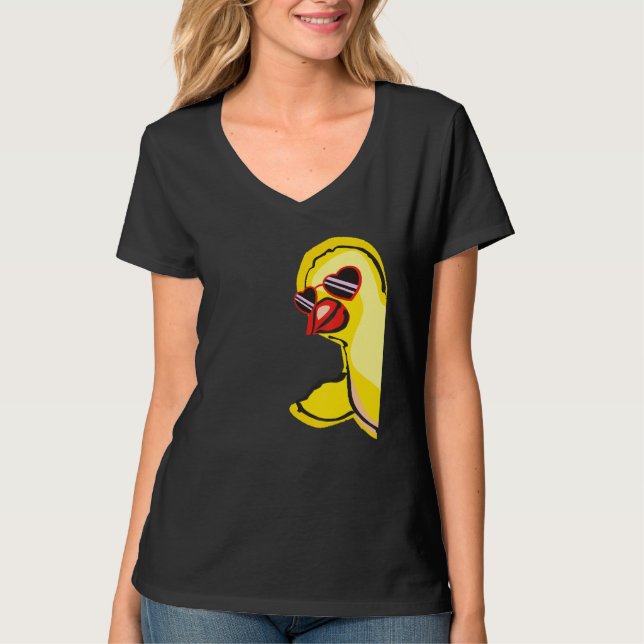 Chick Girl with Sunglasses Crazy Chicken T Shirt (Framsida)