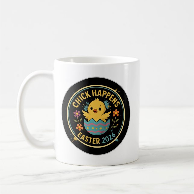 Chick Happens – Påsk 2026 Badge Design Kaffemugg (Vänster)