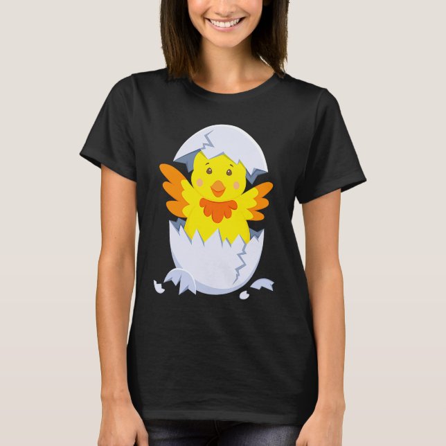 Chick hatches out of egg chicken chick with egg sh t shirt (Framsida)