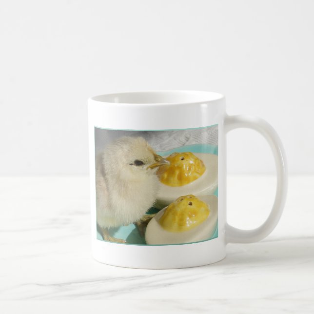 Chick och skadade ägg 2 kaffemugg (Höger)