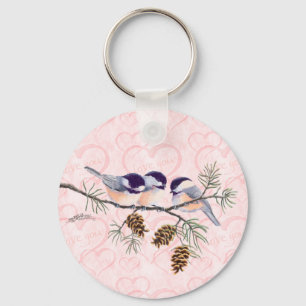 CHICKADEES & PINECONESby SHARON SHARPE Nyckelring