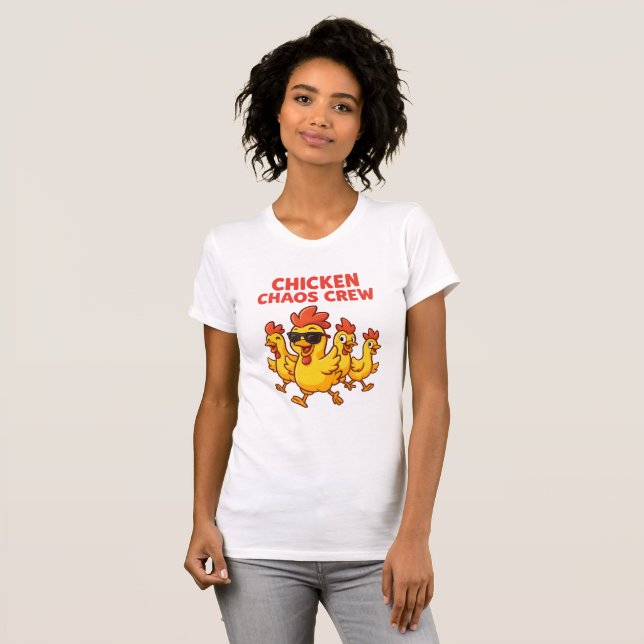 Chicken Chaos Crew - Funny Farm Tecknad T-Shirt (Hel framsida)