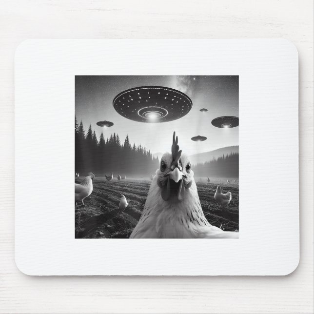 Chicken Selfie med Alien Ufo Tee Funny Gifts Manar Musmatta (Framsidan)