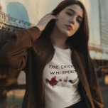 Chicken Whisperer Funny T Shirt<br><div class="desc">Fräcklig t-shirt-design för kyckling älskare och jordbrukare med vattenfärgad illustration av kycklingar och en chick med texten "kycklingviskare"</div>