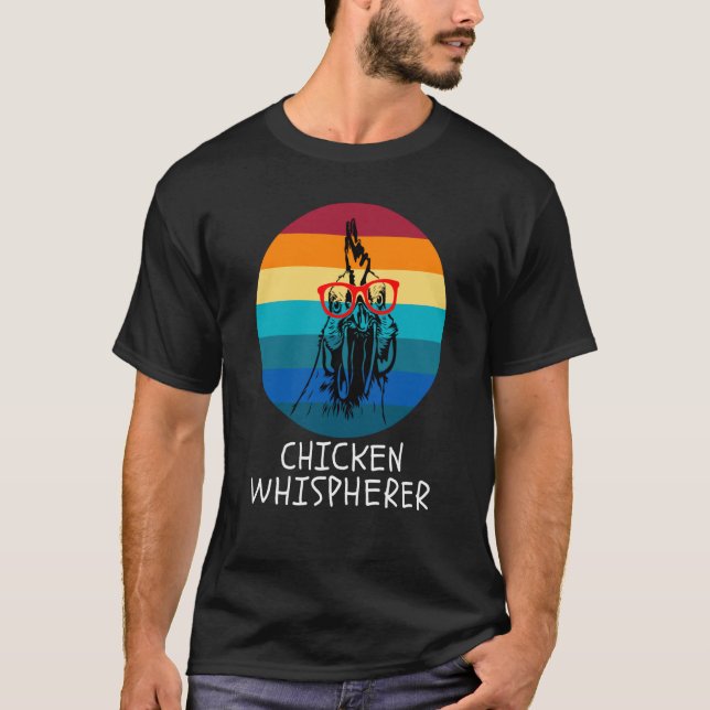 Chicken Whisperer with Retro Sunset Backyard Chick T Shirt (Framsida)