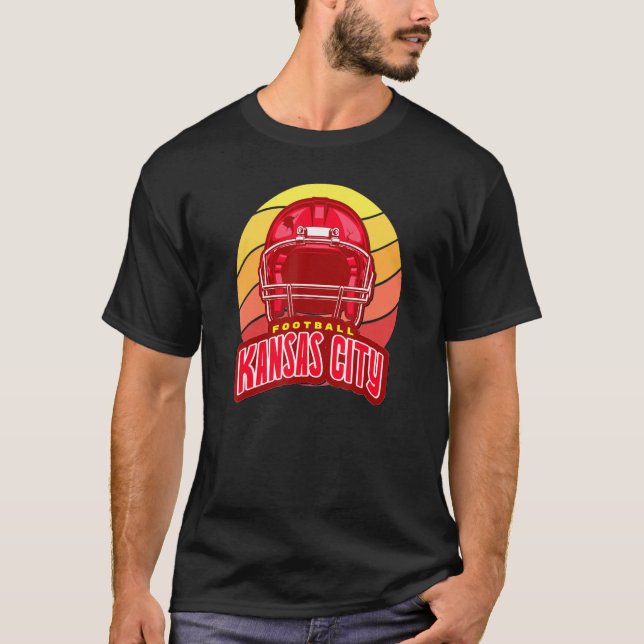 Chief Kansas City Football Quarterback Helmet Kc K T Shirt (Framsida)