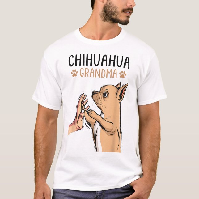 Chihuahua Grandma T Shirt (Framsida)