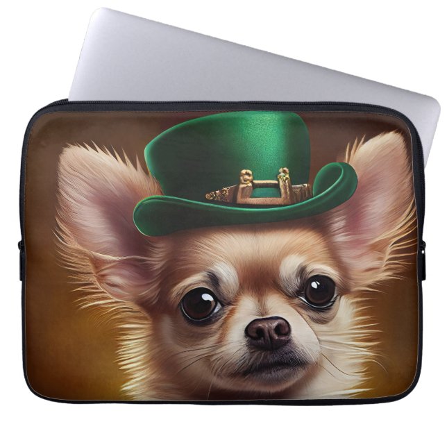 Chihuahua Hund i St. Patrick Dress Laptop Fodral (Framsidan)