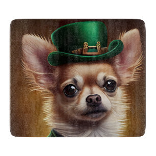 Chihuahua hund i St. Patricks dag dräkt
