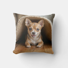 Chihuahua Hund under Matta Kudde