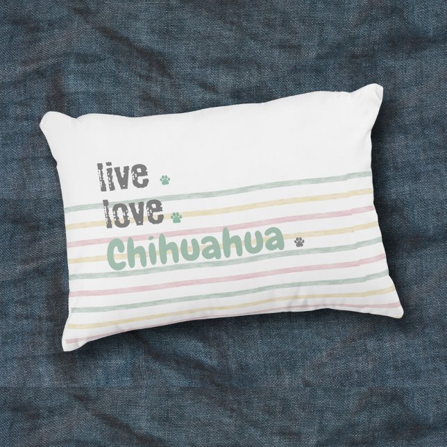 Chihuahua Mamma Live Kärlek accent Pillow Prydnadskudde (Chihuahua lovers, this throw pillow is perfect to show off your favorite pup!)