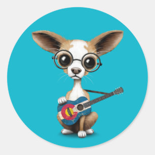 Chihuahua Puppy Hund Spelar Colorado Flagga Guitar Runt Klistermärke