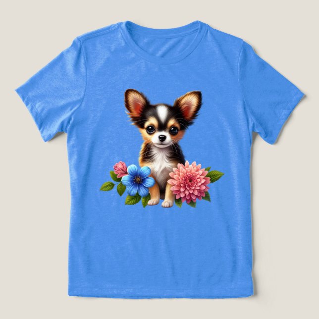 Chihuahua Puppy med dekorativa blommor T Shirt (Design Framsida)