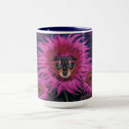 Chihuahua Puppy och Rosa Flowers Mugg