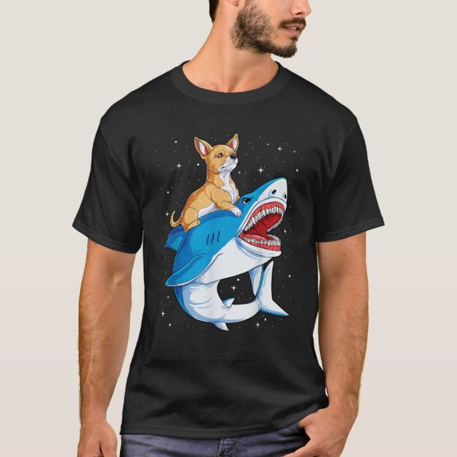 Chihuahua Riding Shark Jawsome Hund älskare Gifts  T Shirt (Framsida)